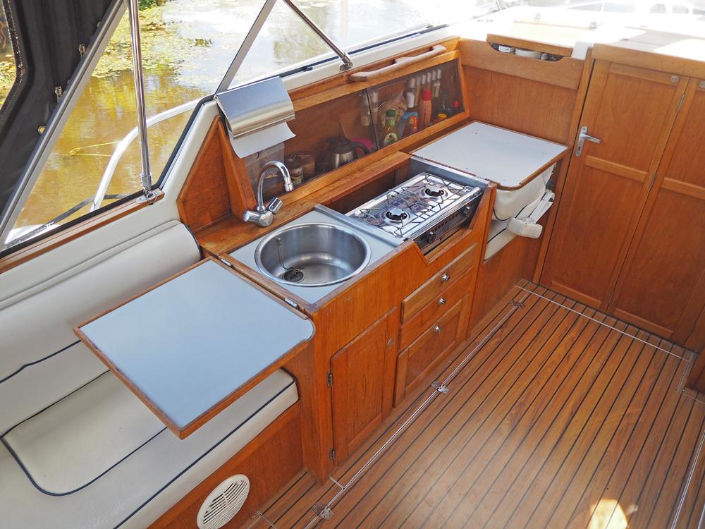 Stuurhuis, Accommodatie